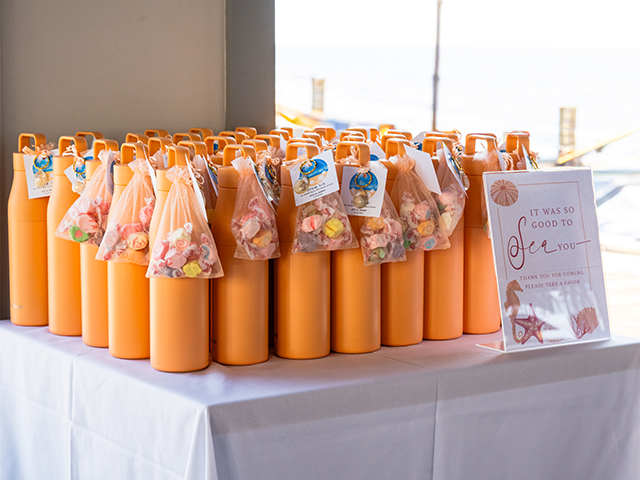 McLoone's Pier House Photo Gallery Image