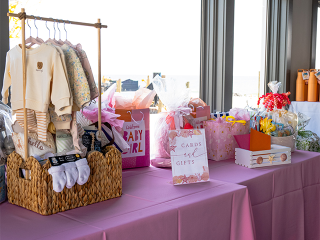 McLoone's Pier House Photo Gallery Image
